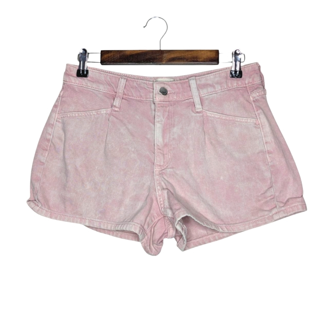 Universal Thread Women's High Rise Shortie Light Pink Jean Shorts Size 6/28